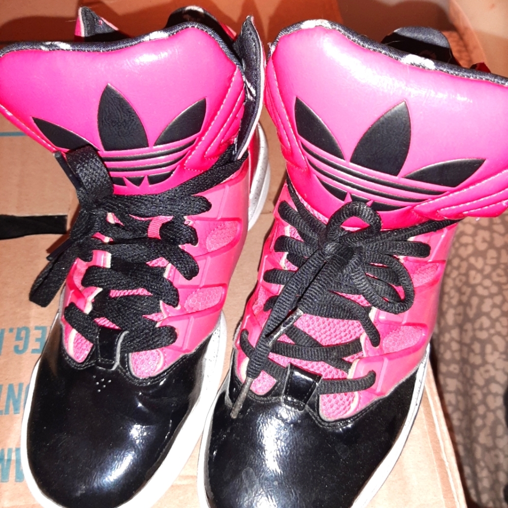 Adidas Hightops size 8